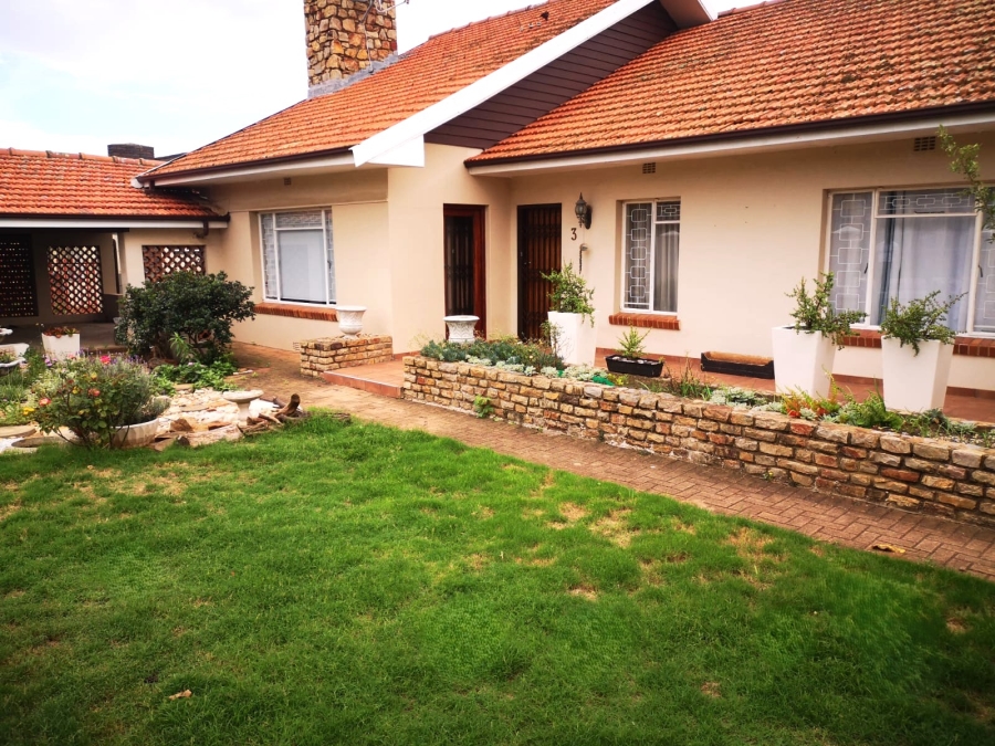 4 Bedroom Property for Sale in Despatch Central Eastern Cape